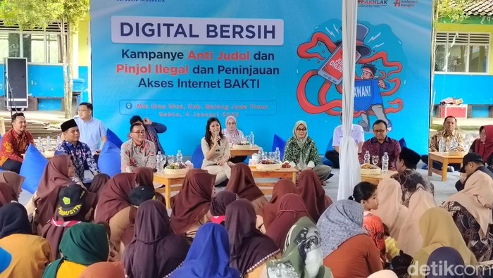 5.400 Akses Internet Dipasang di Sekolah Agama se-Indonesia