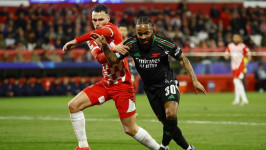 Arsenal Menang Sterling Panen Cacian, Banyak Protes Dibanding Ngoper Bola