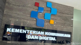 Komdigi Klaim AI Bisa Dongkrak Ekonomi 8% di Era Prabowo