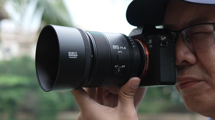 Review Lensa Sirui Aurora 85mm, Kinerja dan Kualitas di Luar Ekpektasi