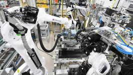 Mengintip Pabrik Kulkas LG yang Jadi Lighthouse Factories