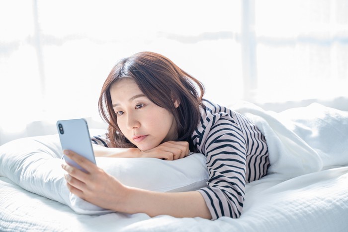 Kiamat Intai Google, Facebook, dan iPhone