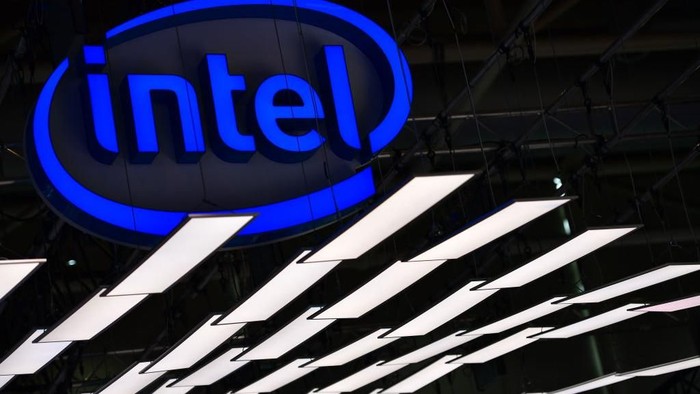 Intel Siap-siap PHK 10 Ribu Pegawai