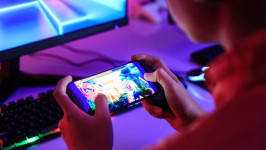 Hati-hati, Kecanduan Game Online Bisa Pengaruhi Otak Seperti Narkoba