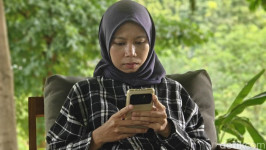 Jangan Tertipu! 7 Cara Bedakan Layar AMOLED Asli dan Palsu di HP Second