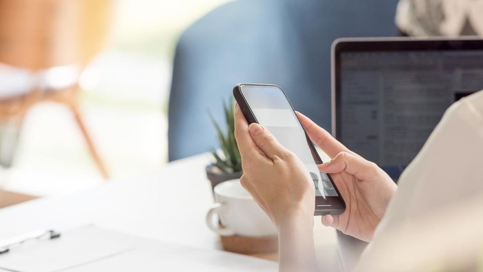 Tips Rawat Layar AMOLED Biar Awet dan Nggak Burn-In