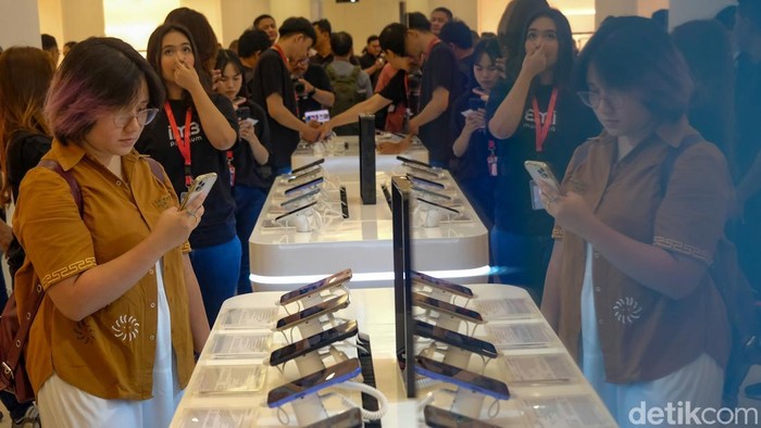 10 Model iPhone yang Punya Baterai Paling Awet di 2025