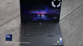 Review Lenovo Legion 5i: Laptop Gaming Andal dengan Layar OLED Memukau