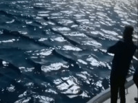 Fenomena Berbahaya di Balik Gelombang Laut Kotak-kotak
