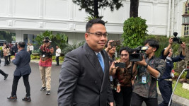 Tiga Rangkap Jabatan Angga Raka Prabowo: Wamenkomdigi, Komut Telkom & Kepala BKP