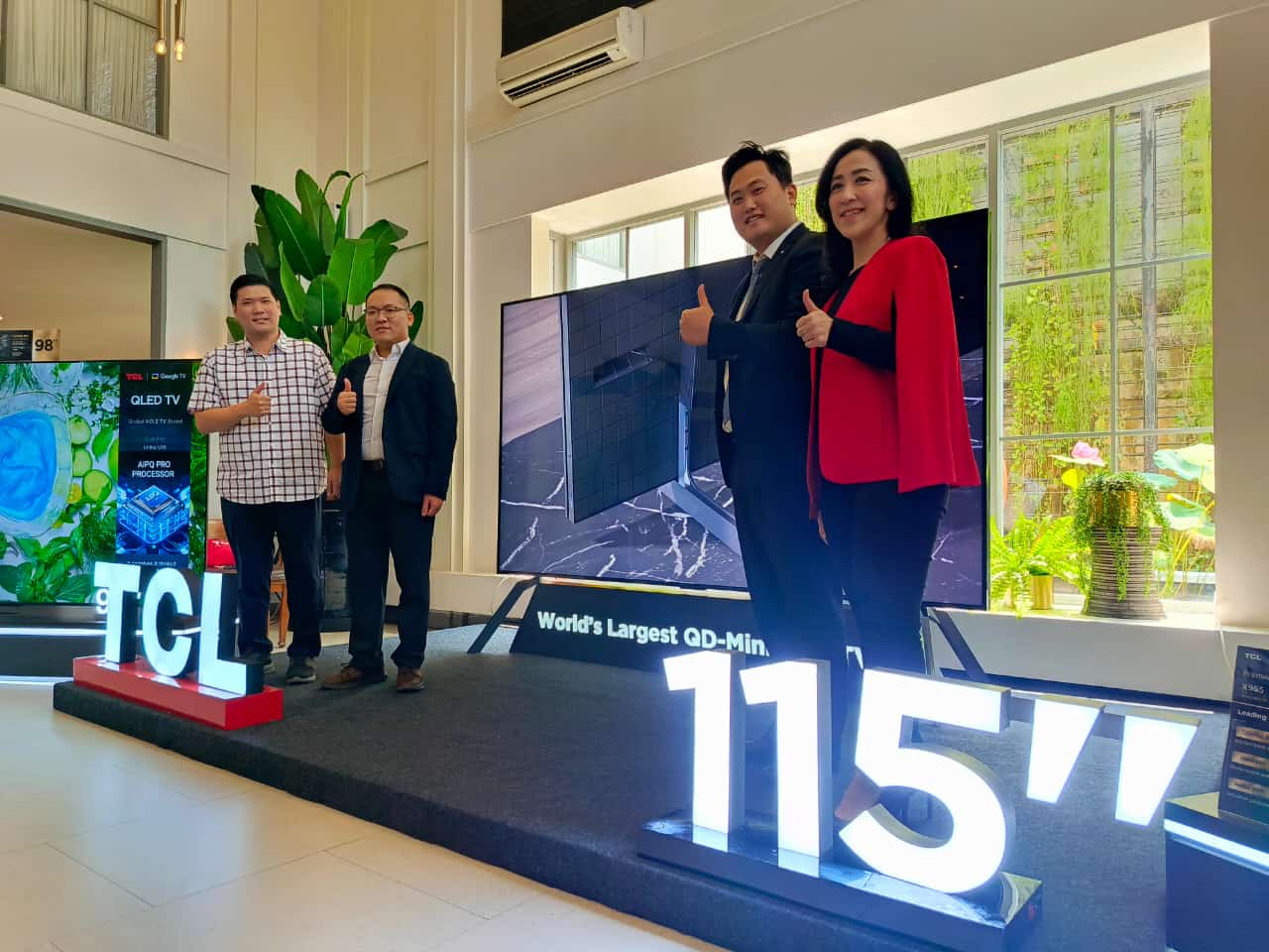 TCL Indonesia Rilis TCL X955 Max 115 Inci: TV QD-Mini LED Terbesar di Dunia